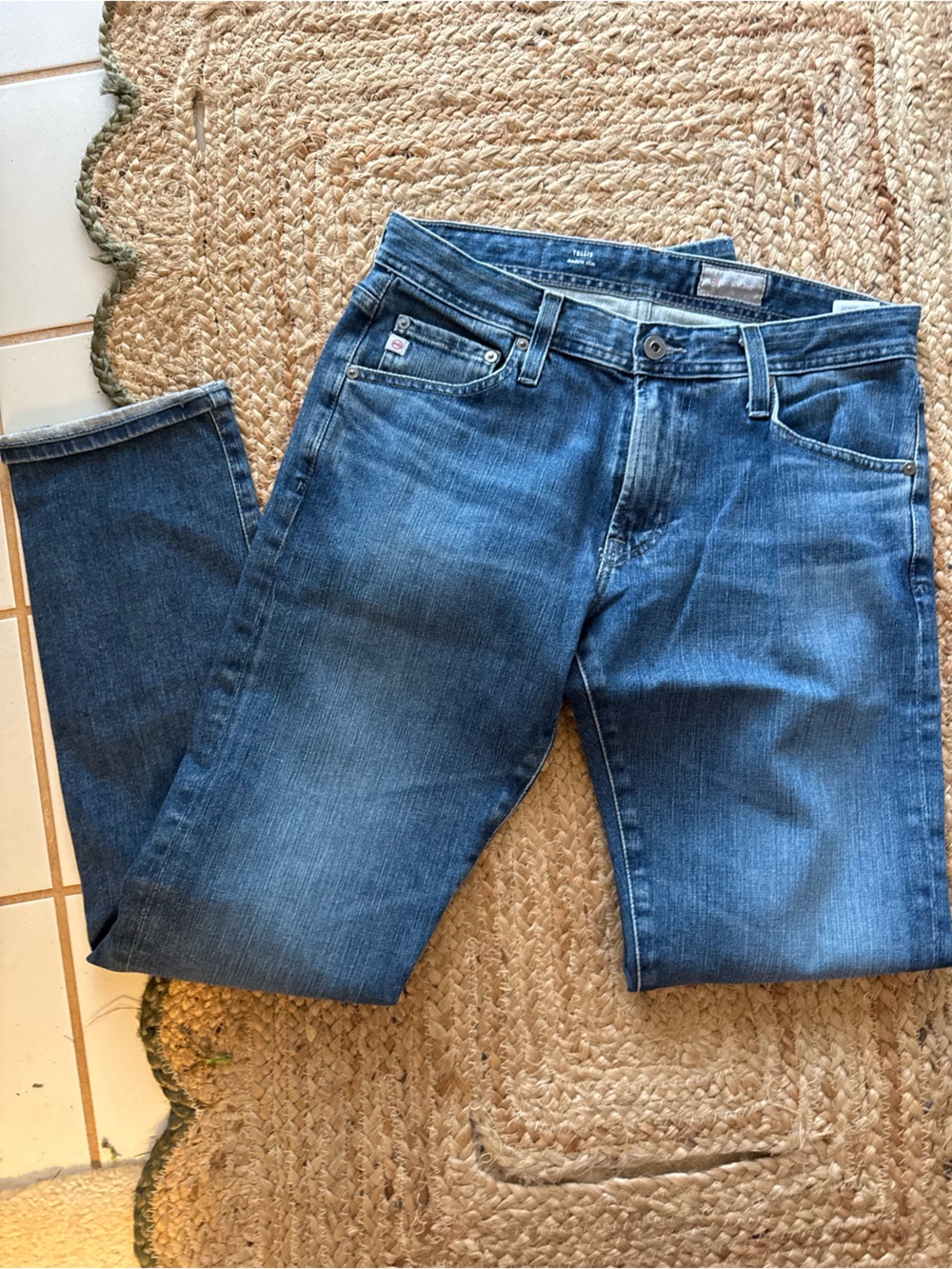 AG Denim Men's slim Jeans — Classic Everyday Fit